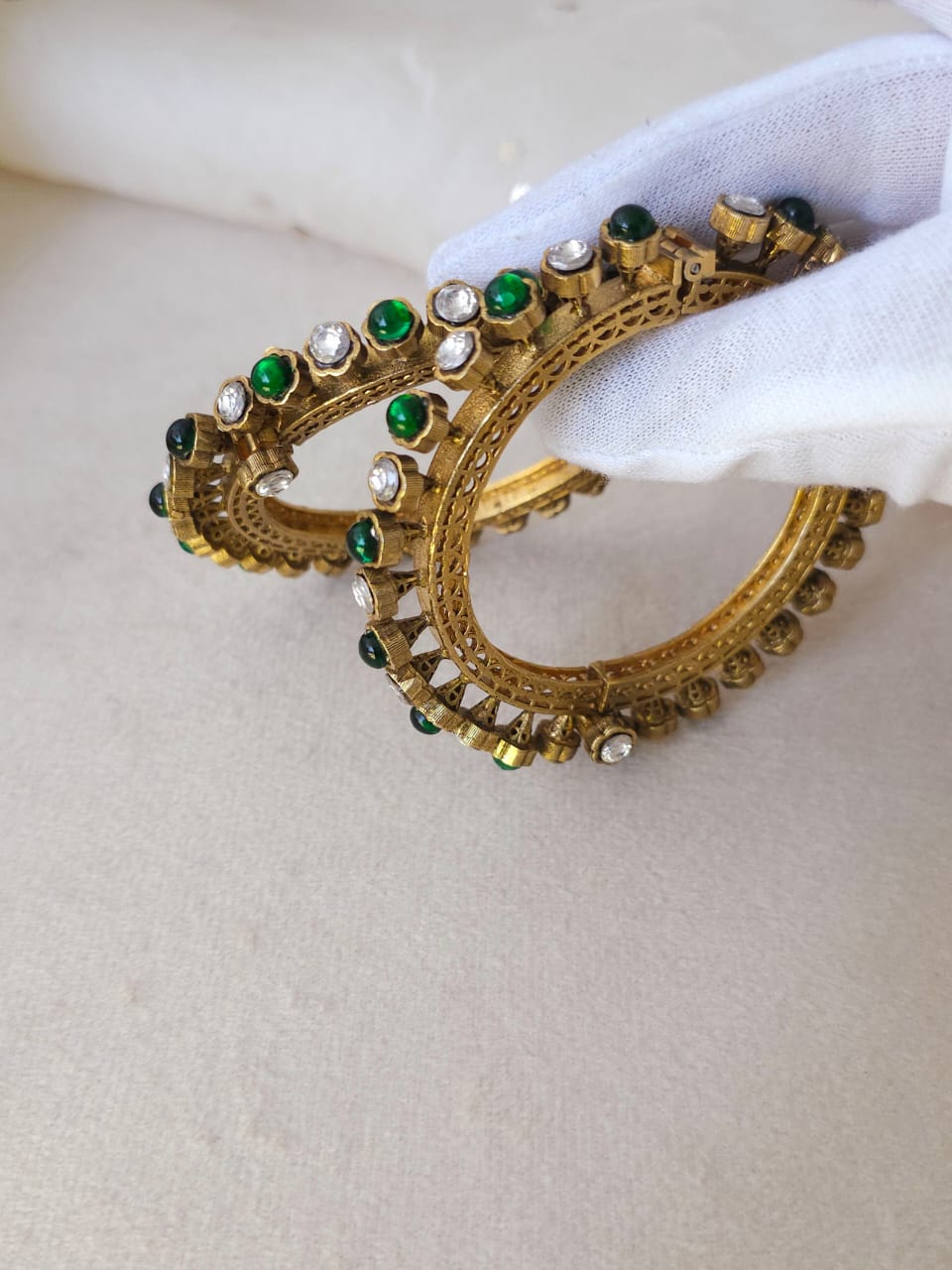 Madhumati gokhru bangle