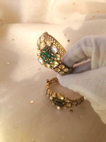 The green gate oval bangle