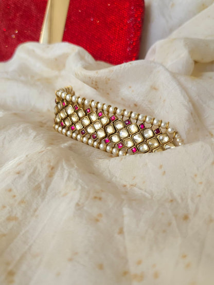 Scarlet affair bracelet