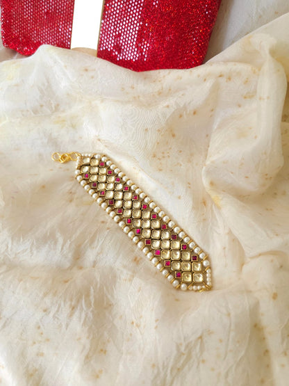 Scarlet affair bracelet