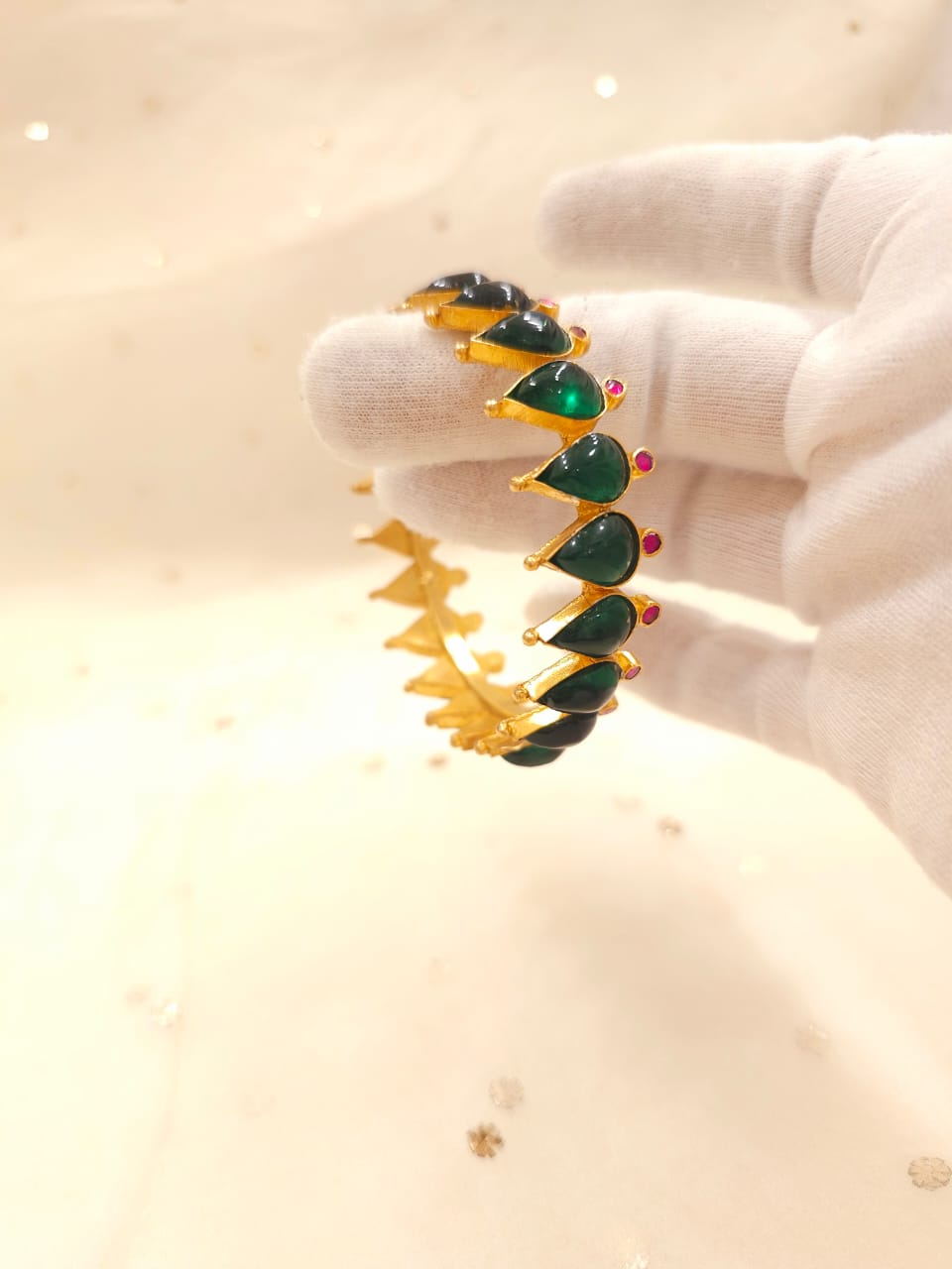 Jantar mantar bangle