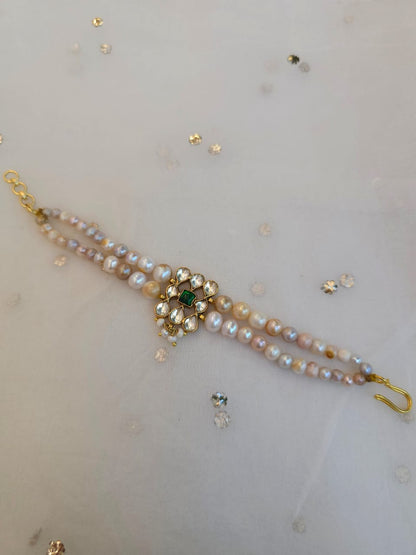 Jayapura pearl bracelet