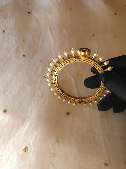 Gokhru pearl bangle