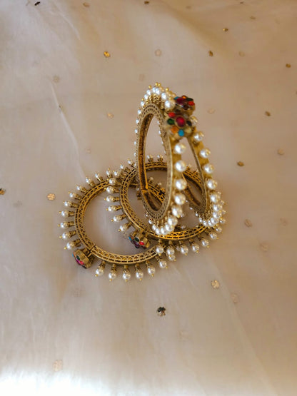 Gokhru pearl bangle