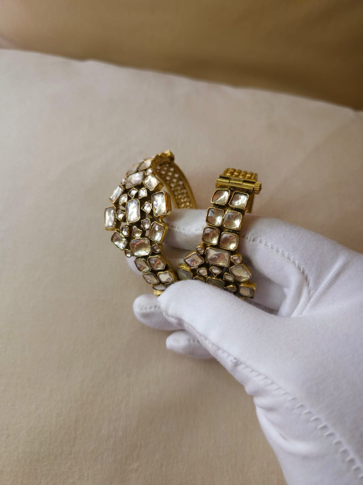 Tilottama oval bangle