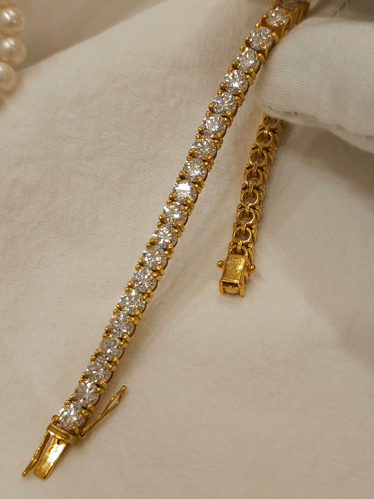 Seventeen carat moissanite bracelet