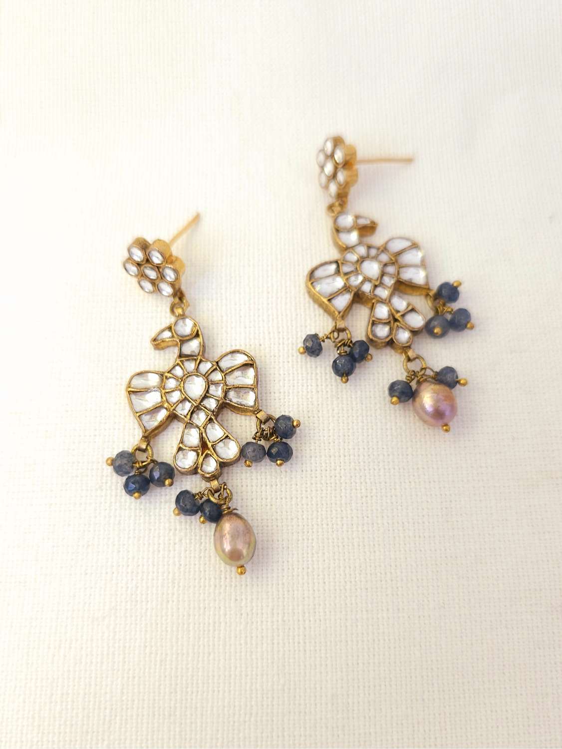 Ryul hawk pearl earrings