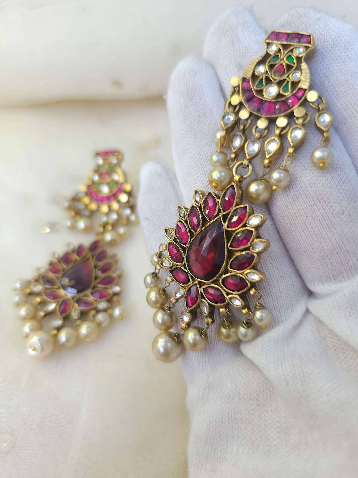 Albela rhodolite earrings