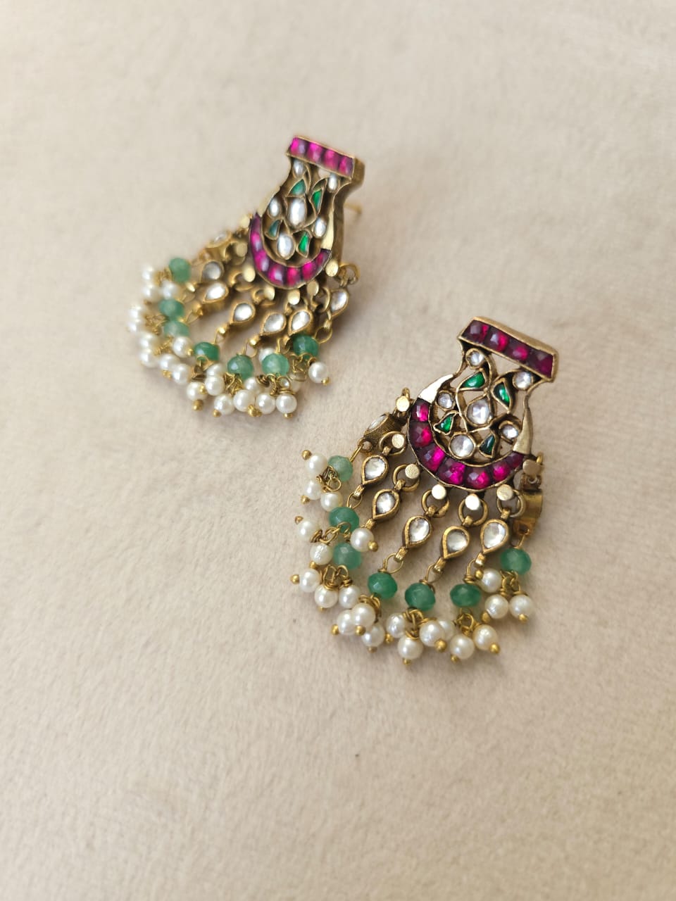 Pushkara rhodolite studs