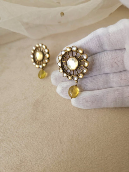 Lemon quartz round studs