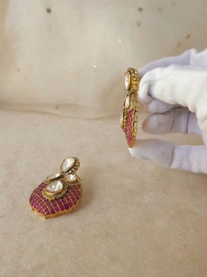 The rose dwar winter earrings