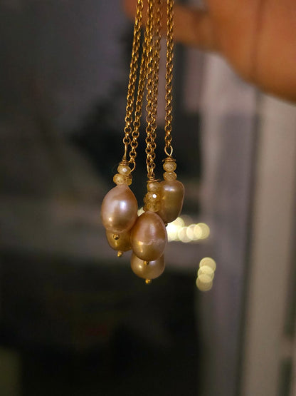 Meso pearl danglers