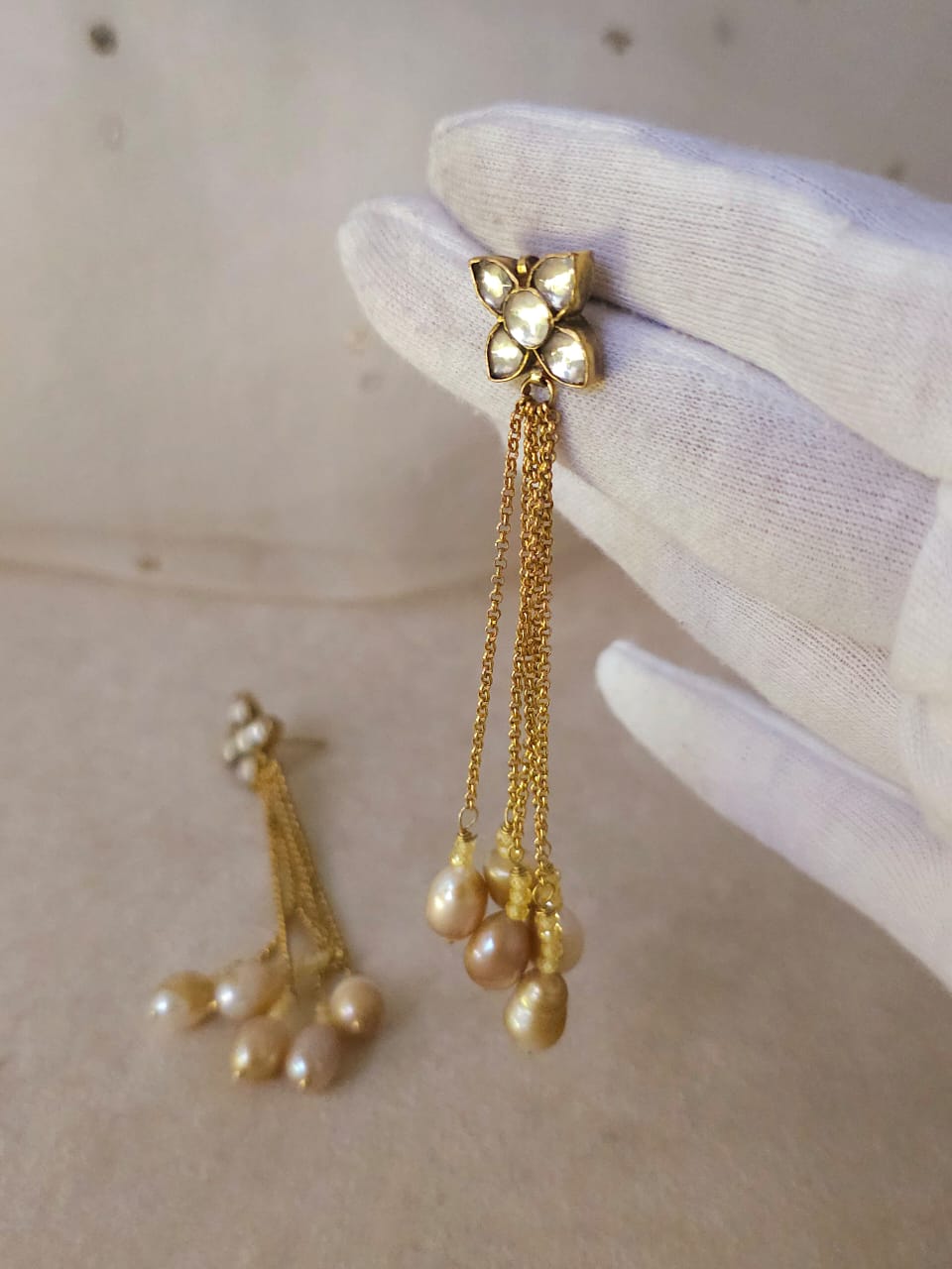 Meso pearl danglers
