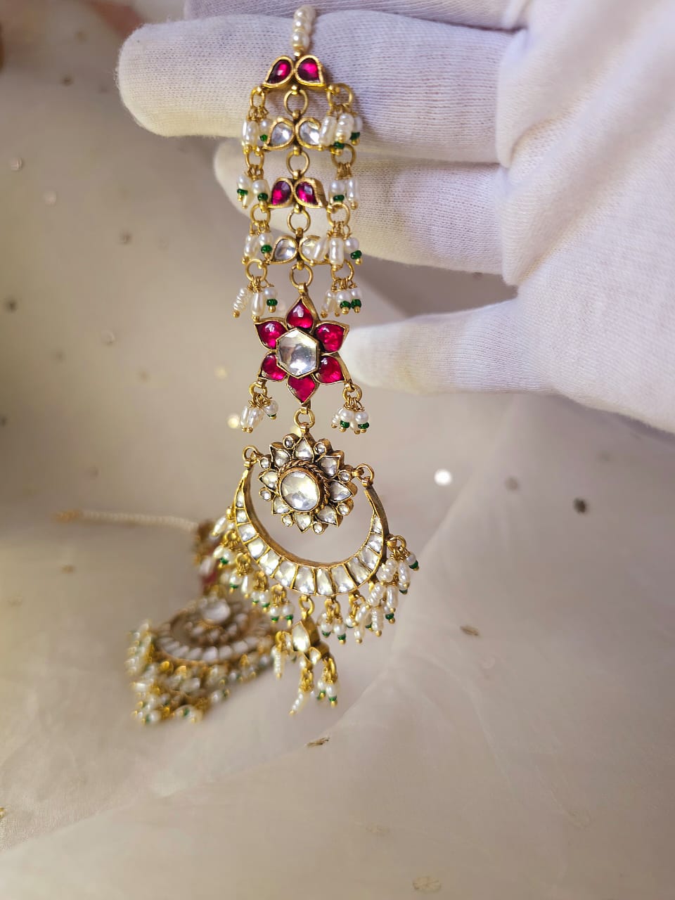 Scarlet lotus chandbali