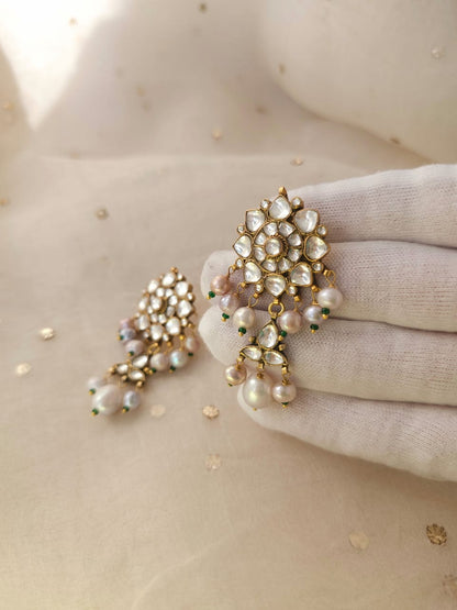 La luna pearl earrings