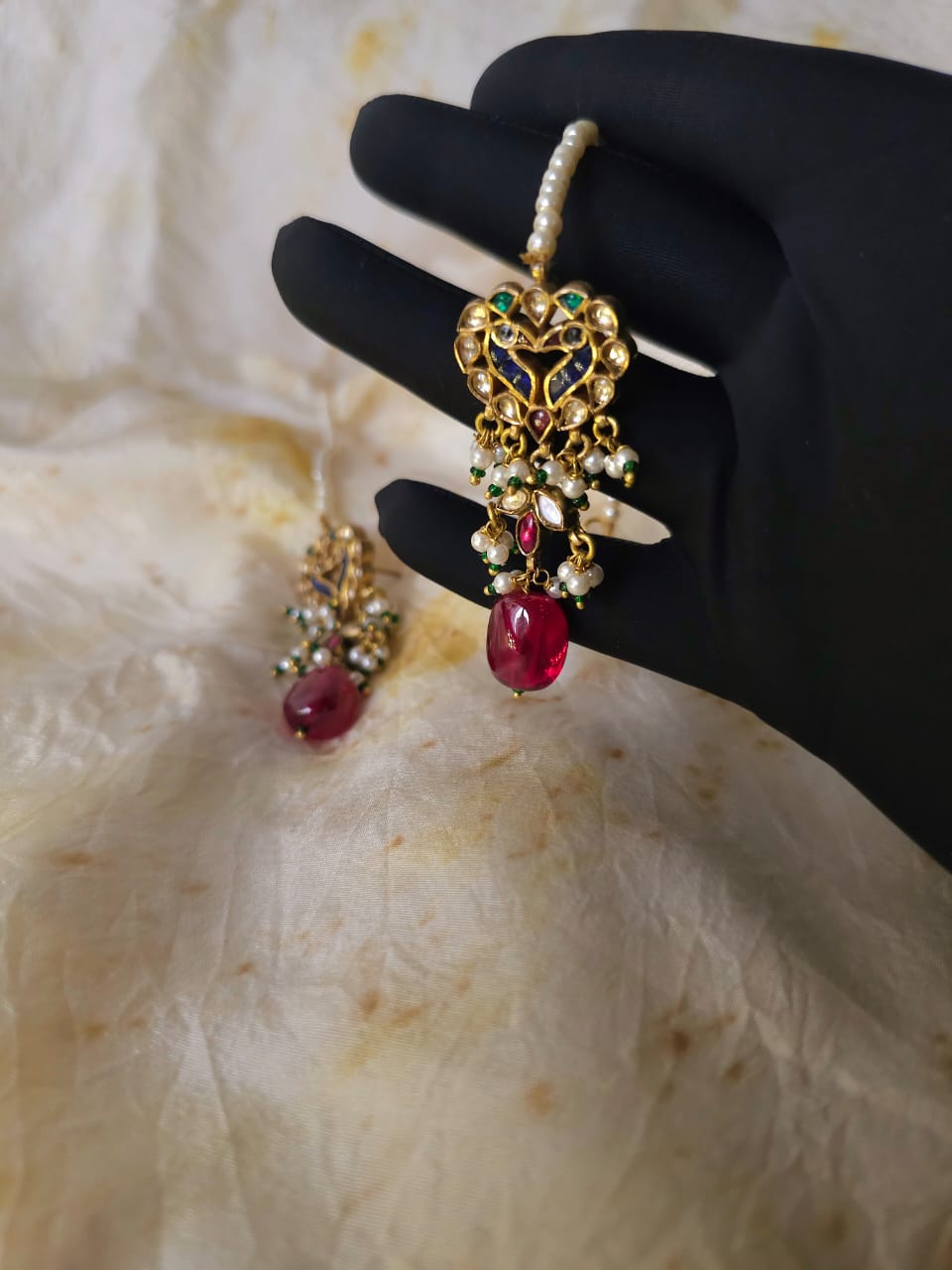 Totem silver earrings