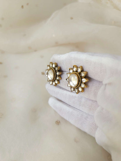 Radiant accent studs