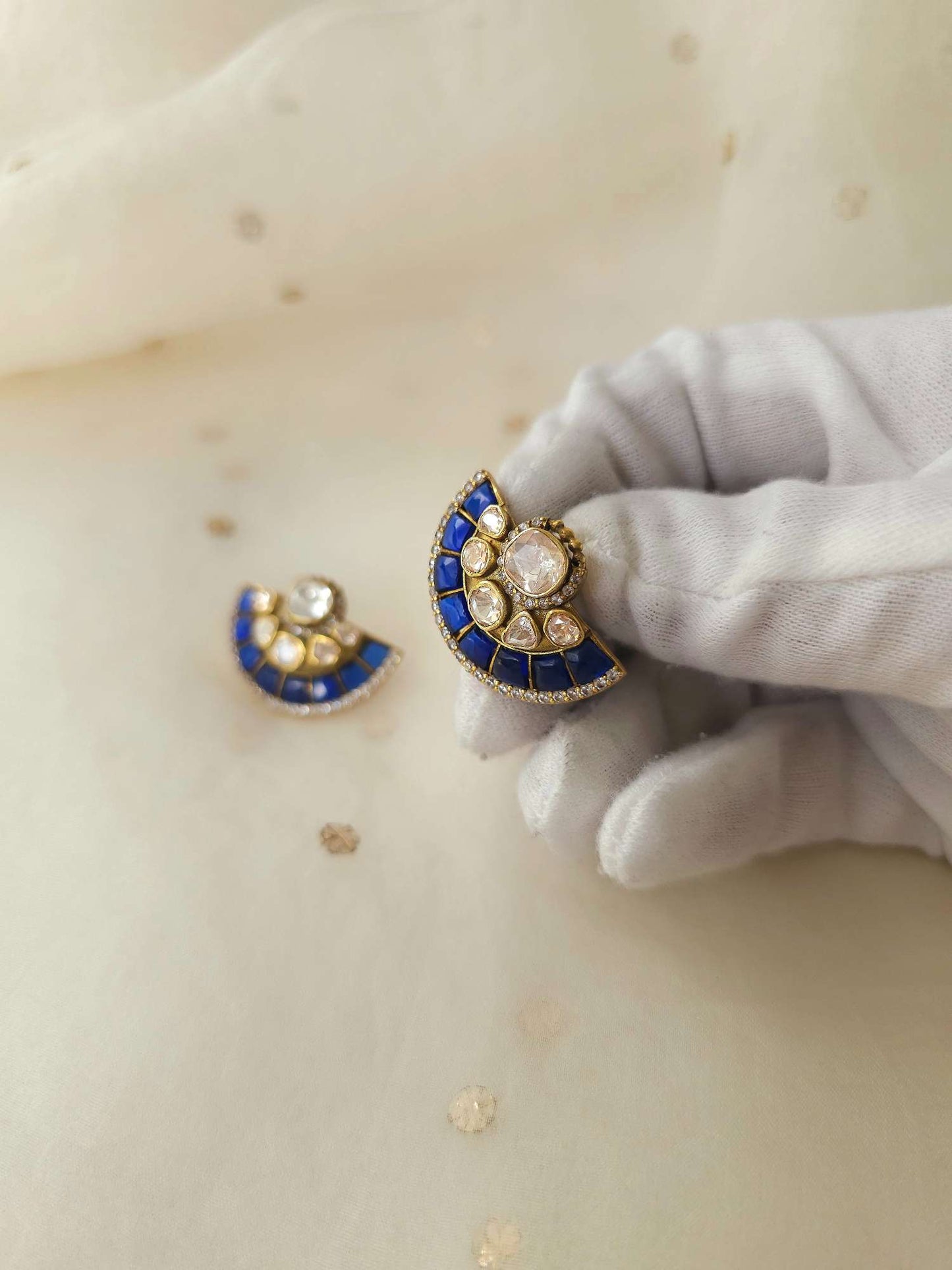 Blue moon silver studs