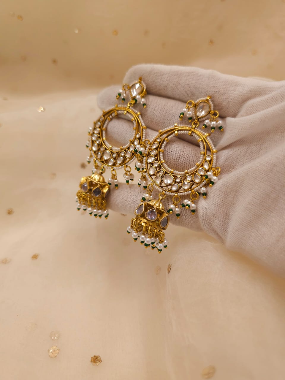 Madhuvan jhumka chandbali
