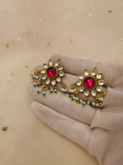 Manik-maya studs