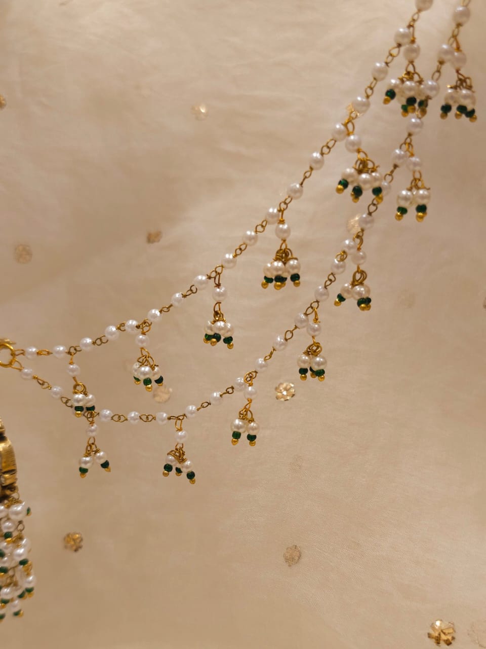 Jantar mantar ear chain