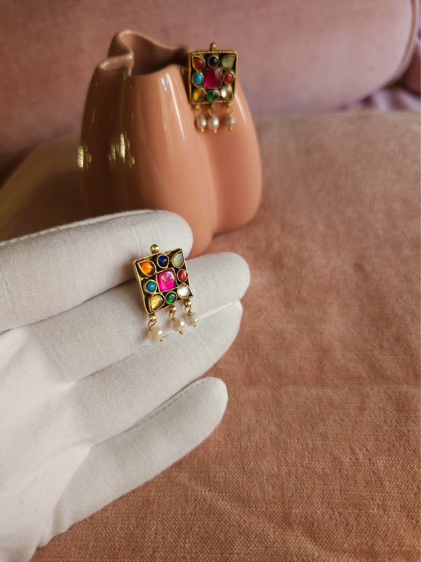 Navratan d'art studs