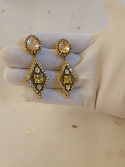 Carlton champagne silver earrings