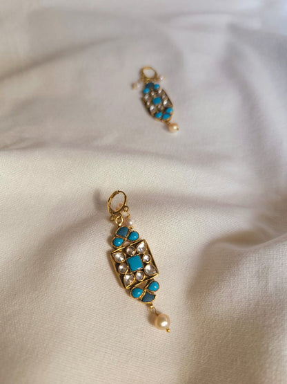 Turquoise d'art hook earrings