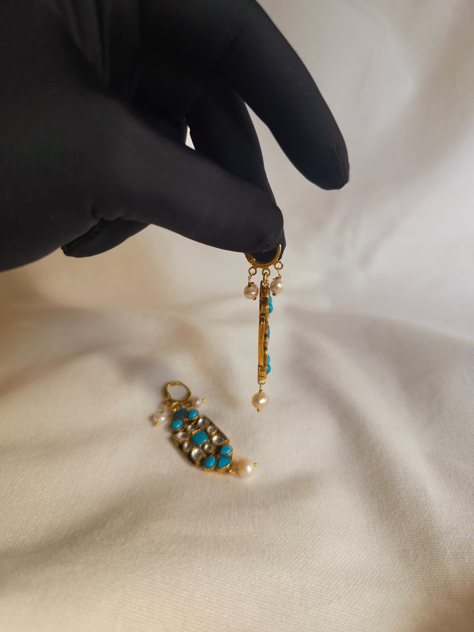 Turquoise d'art hook earrings