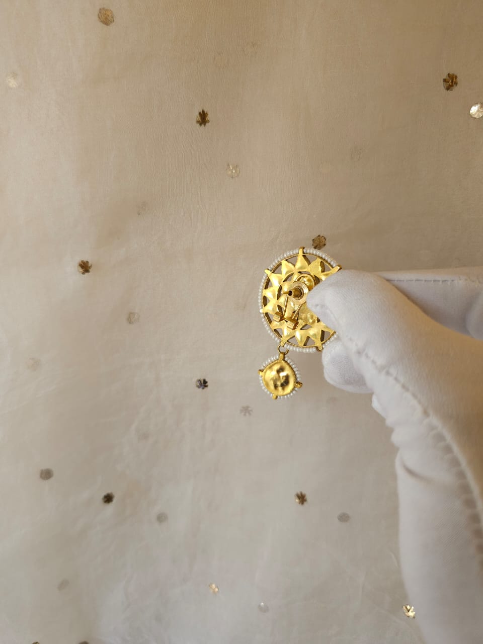 Santorini round studs