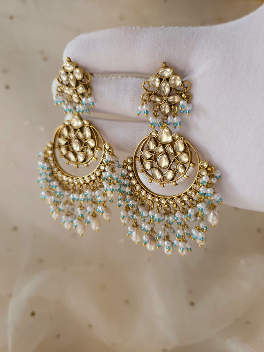 Pichola sky chandbali