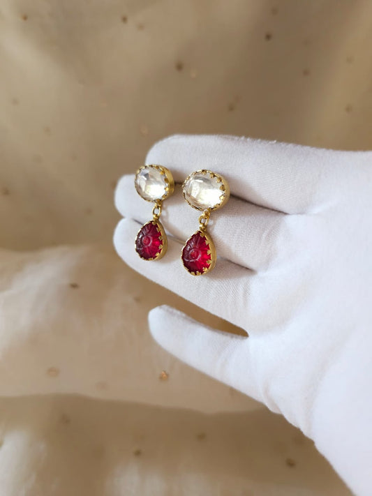 Divine carmine earrings