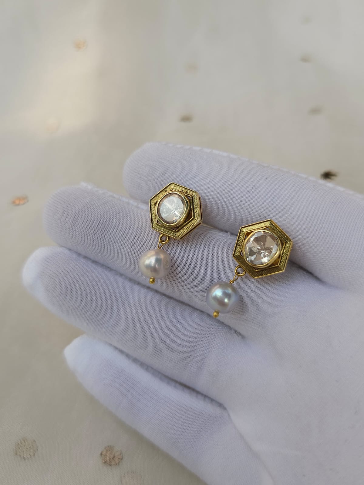 Sukh niwas silver studs