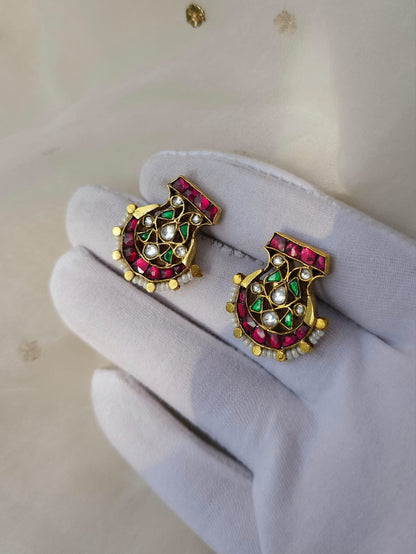 Pushkara studs