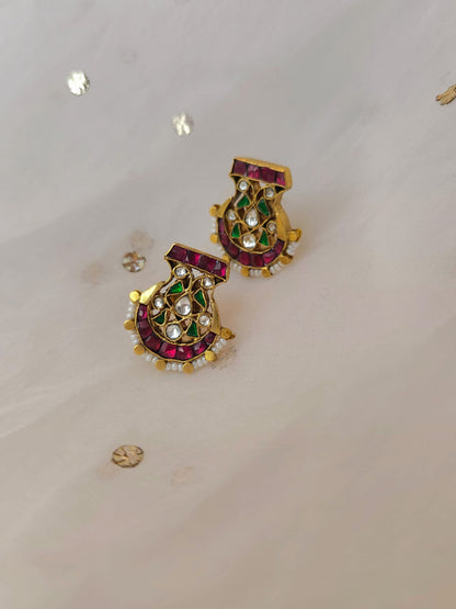 Pushkara studs