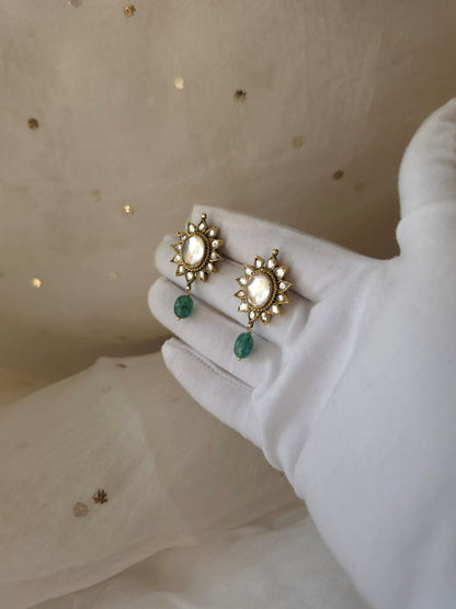 Golden accent beryl earrings
