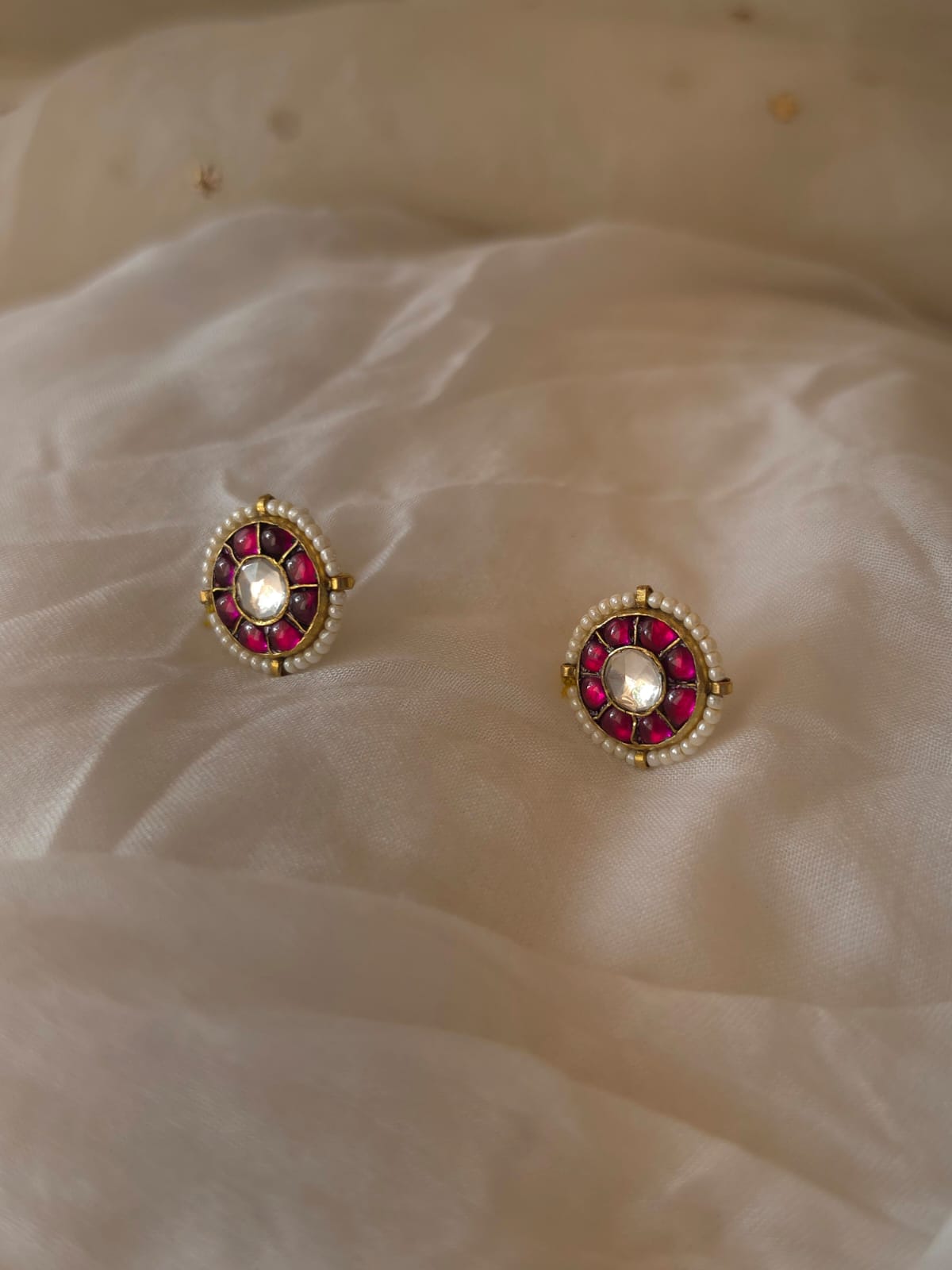 Nainitaal cherry studs
