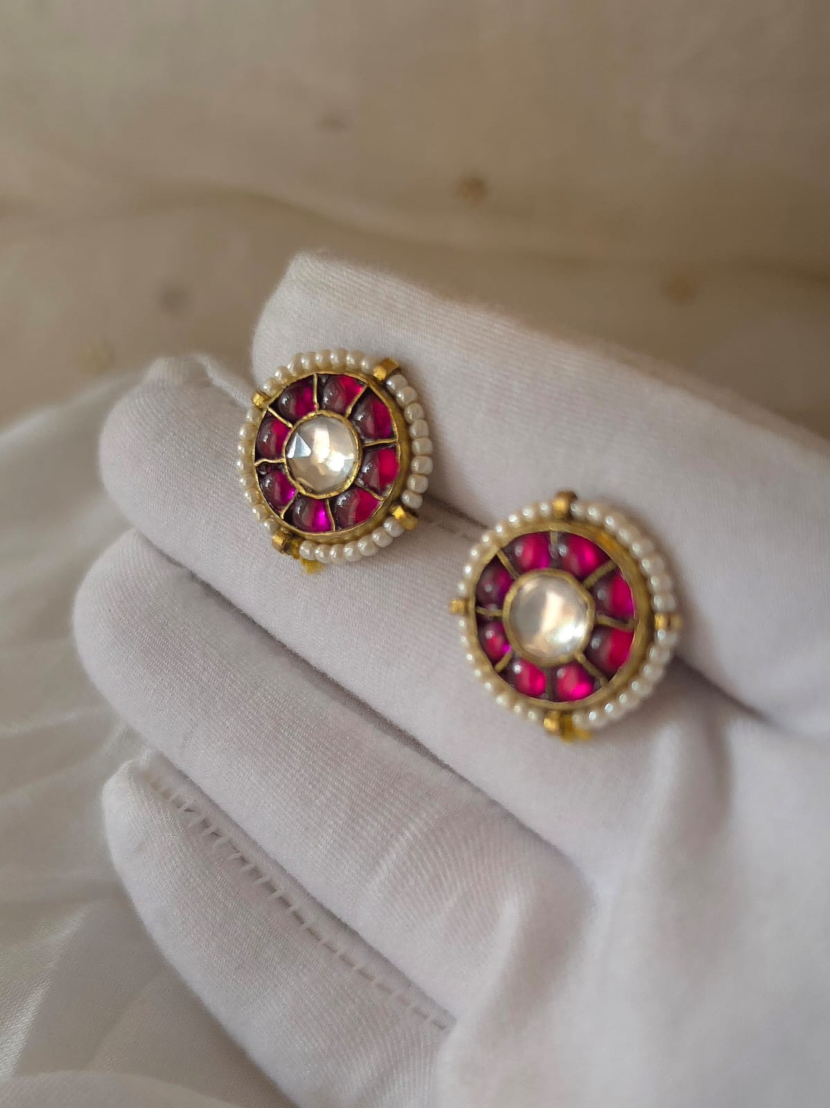 Nainitaal cherry studs