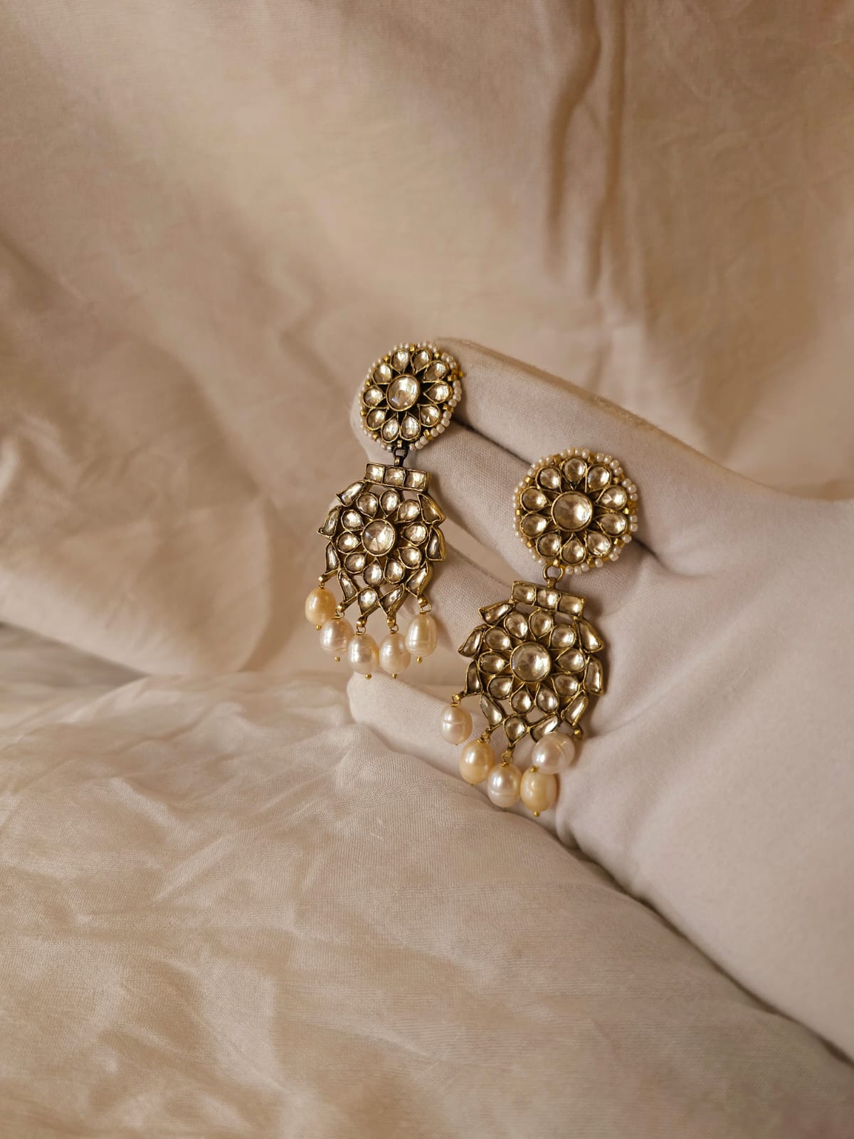 Queen of 19th century earrings