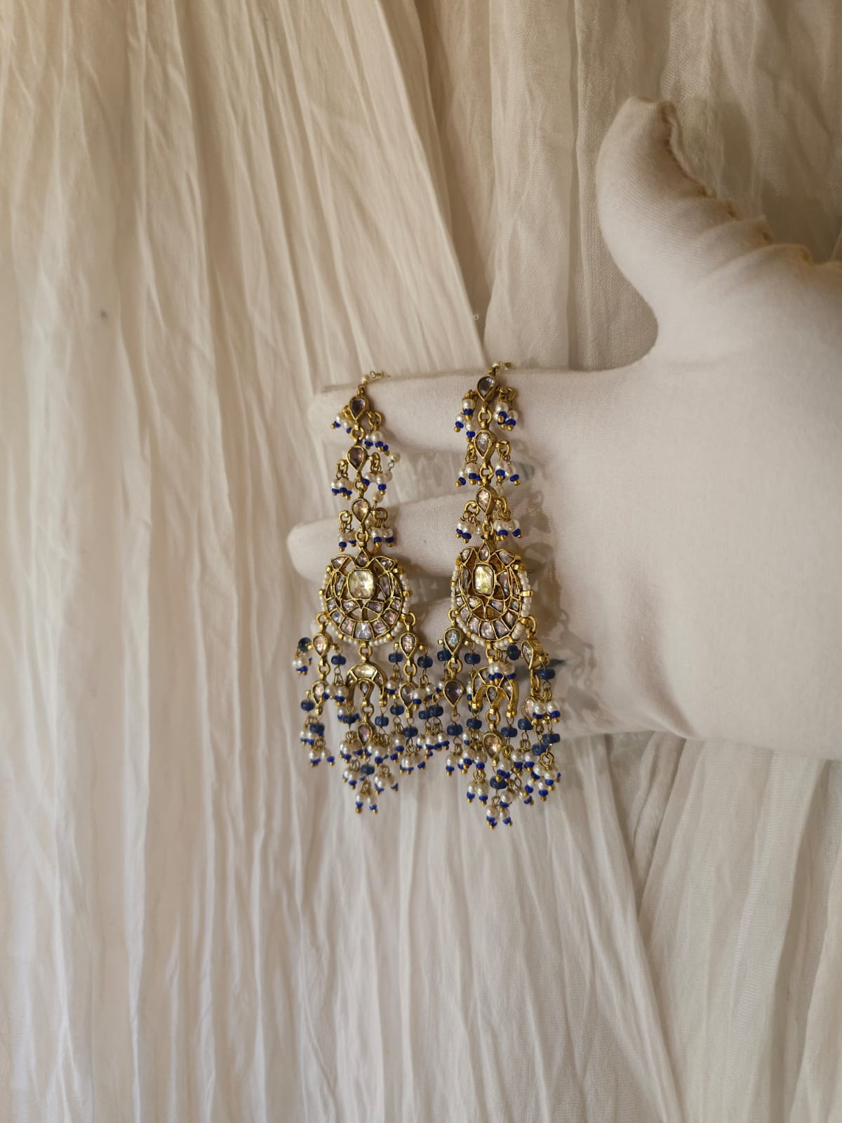 Queen ayesha totem earrings