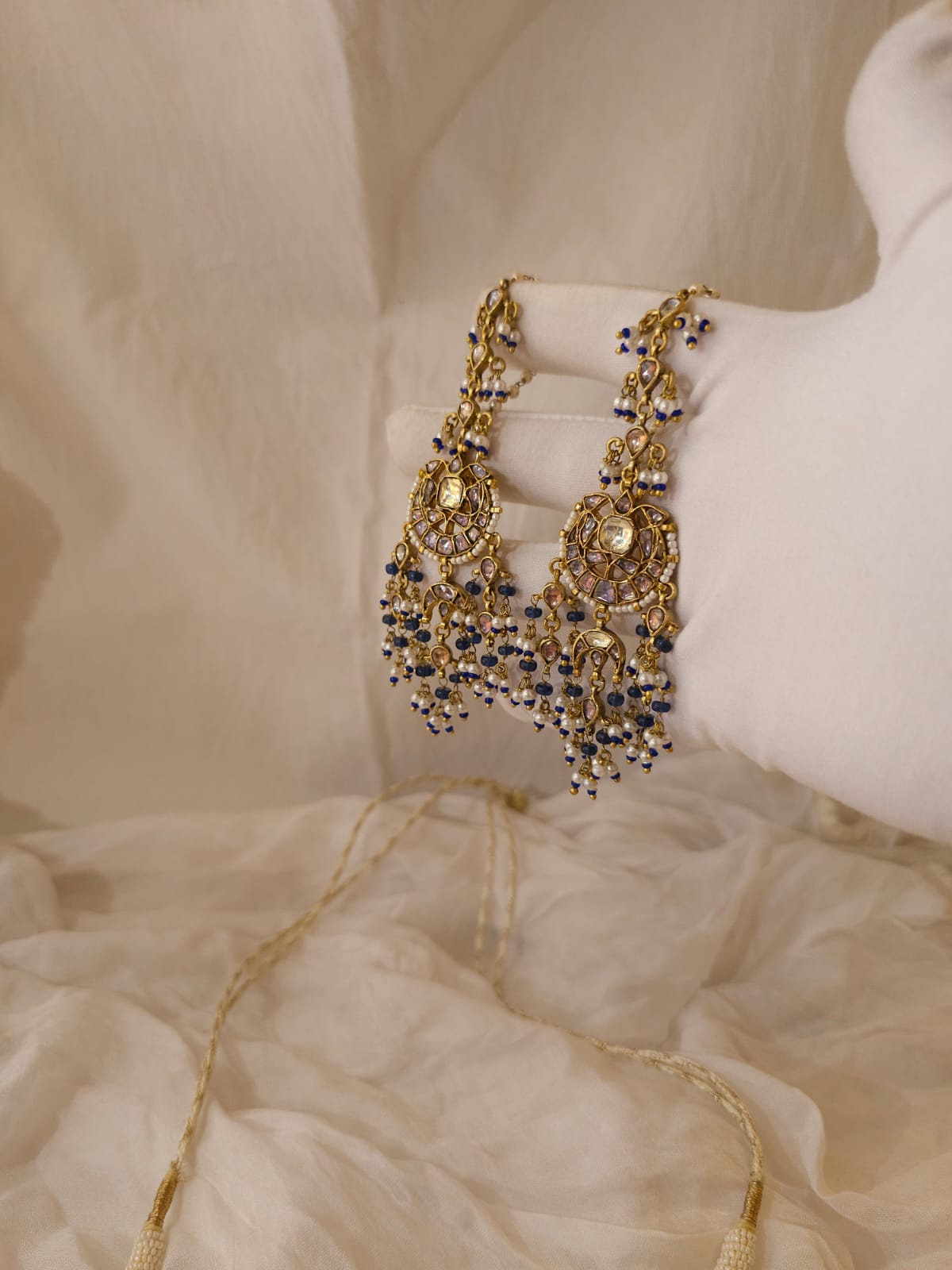 Queen ayesha totem earrings