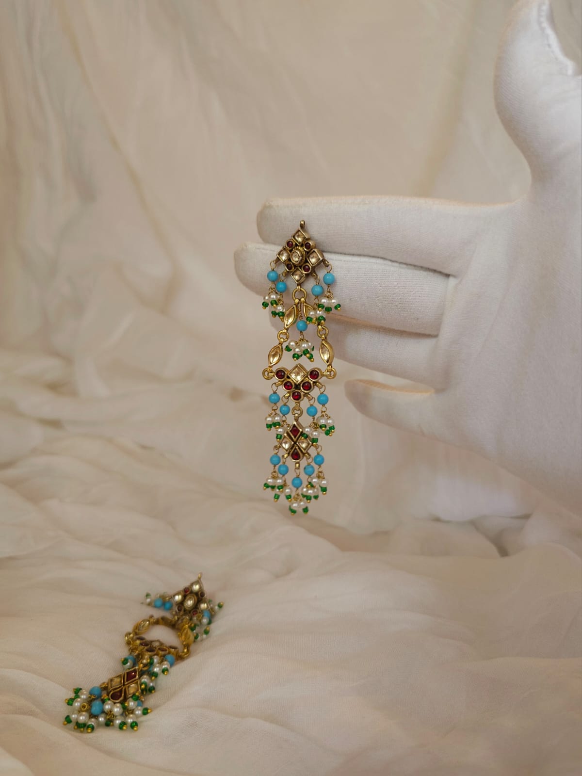 Gwal jhanki prolonged earrings