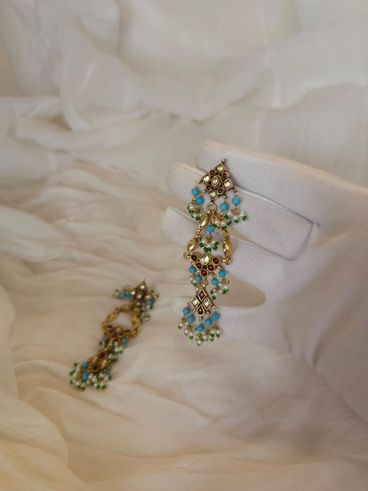 Gwal jhanki prolonged earrings