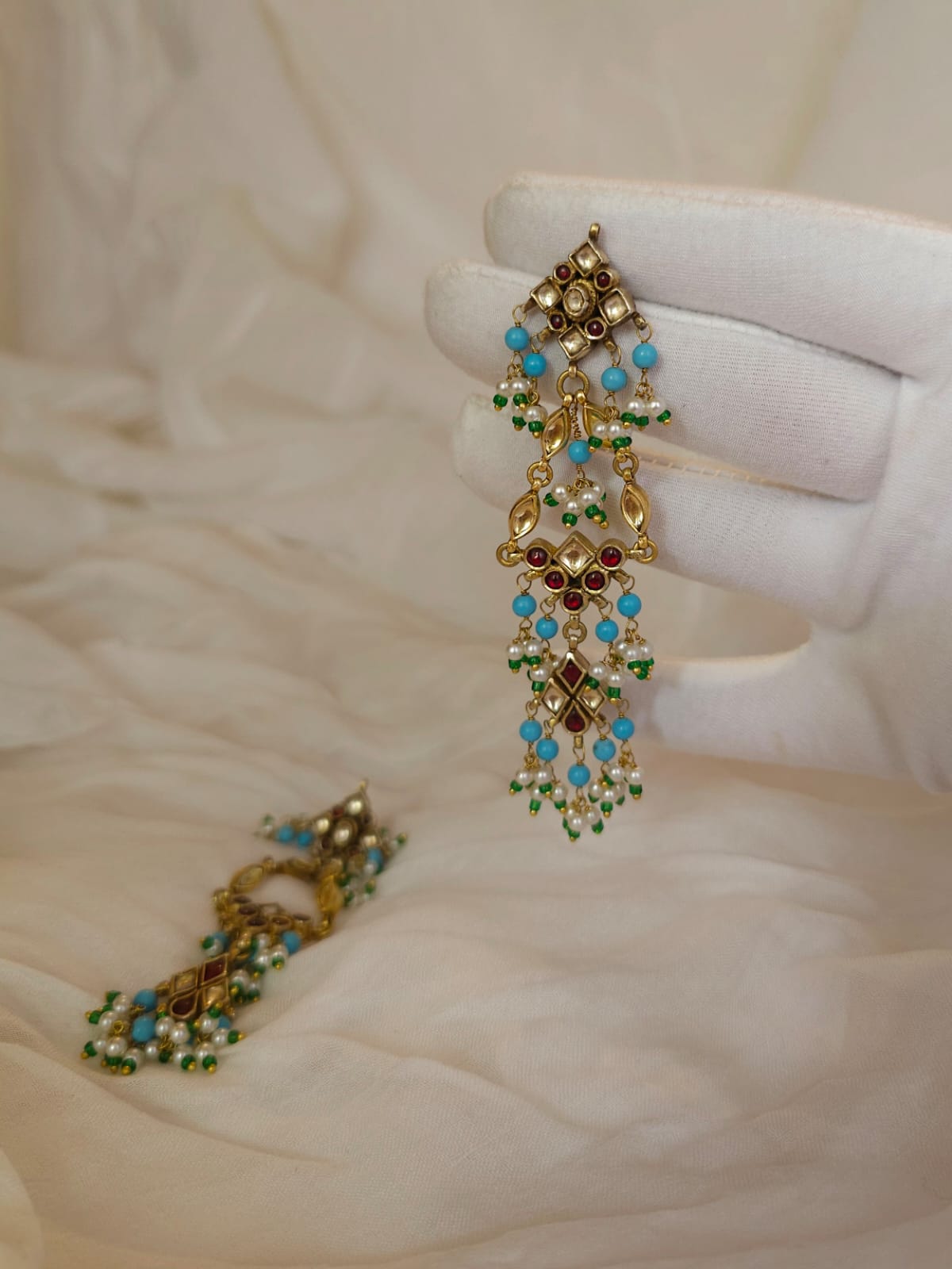 Gwal jhanki prolonged earrings