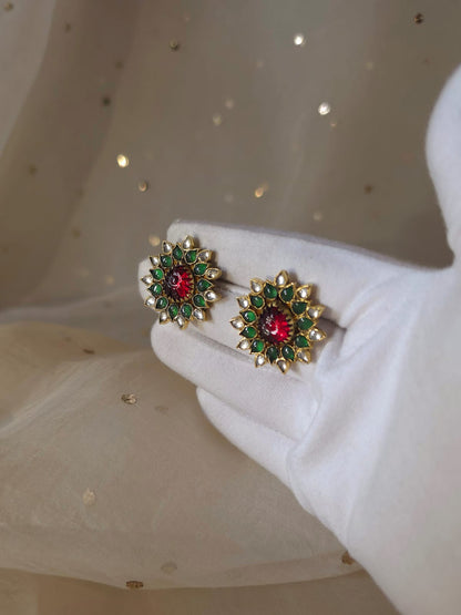 Raktagandha studs