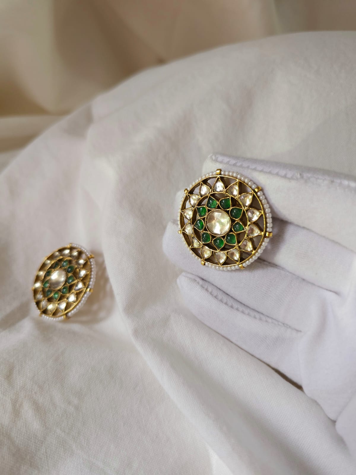 Amalfi round studs