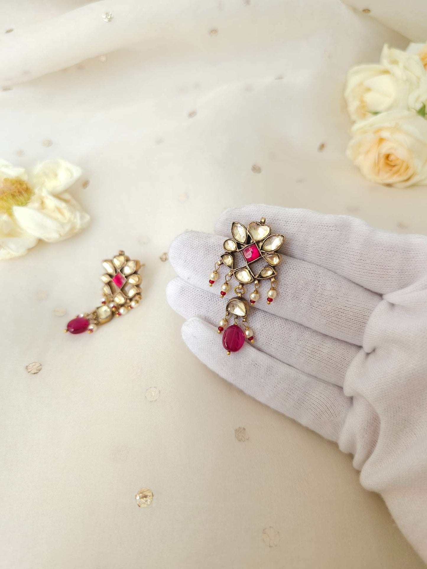 Manik-Maya necklace set
