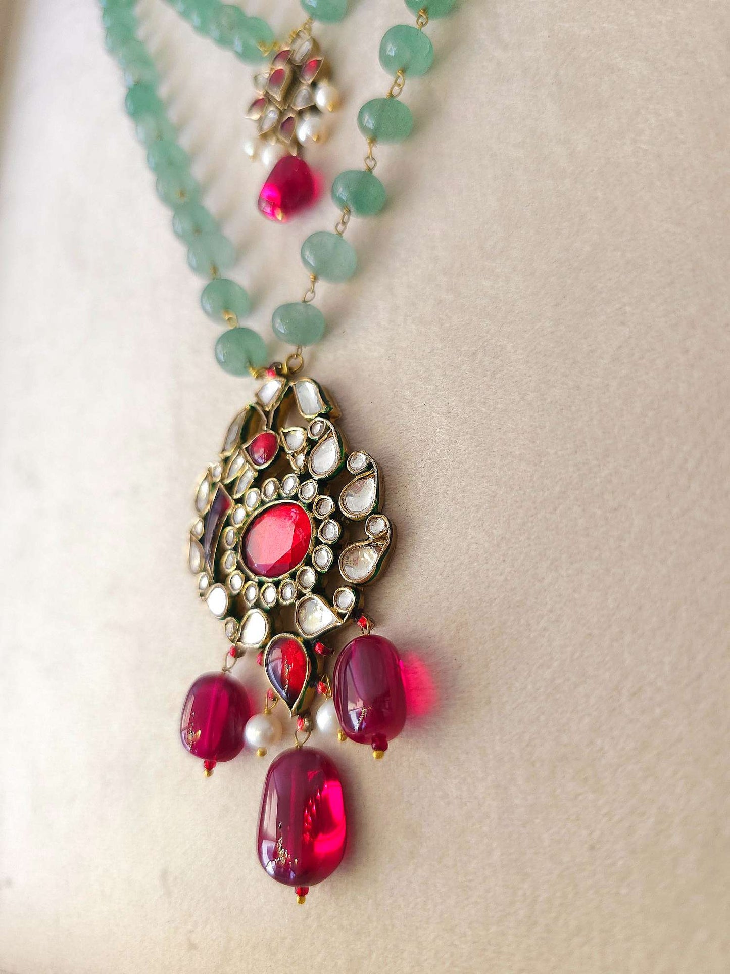 The panna meena antique necklace