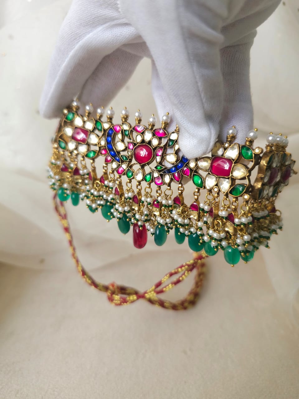 Harlequin vintage choker necklace