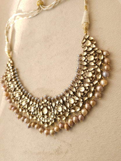 Late 19th century alloy necklace set